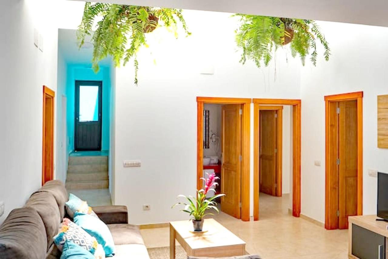 Comfortable House In Tias With Free Parking Dış mekan fotoğraf
